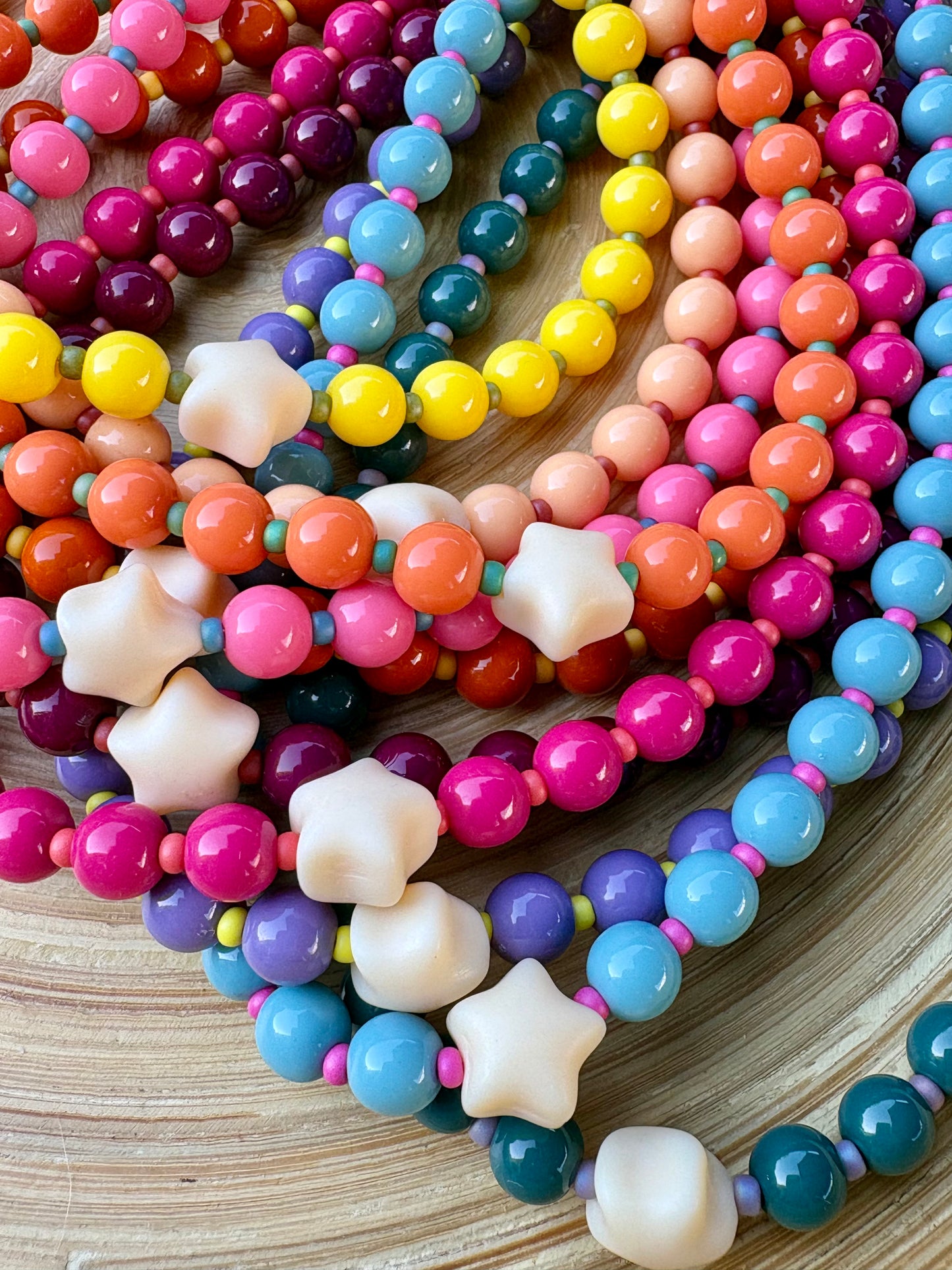 BUBBLY STAR BRILLANT - Collier de perles colorées qui met de bonne humeur