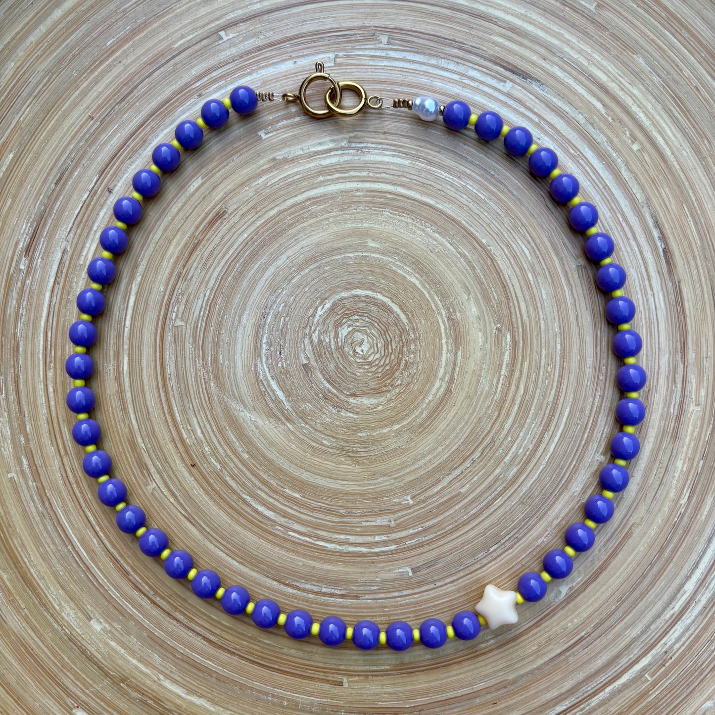 BUBBLY STAR BRILLANT - Collier de perles colorées qui met de bonne humeur