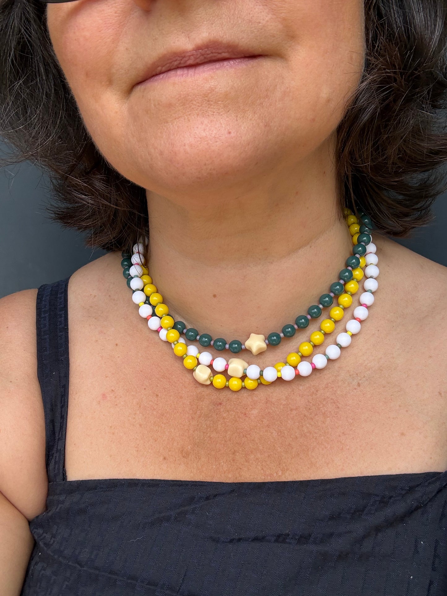 BUBBLY STAR BRILLANT - Collier de perles colorées qui met de bonne humeur