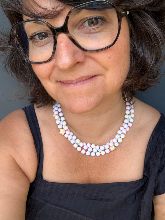 BUBBLY STAR MAT - Collier de perles colorées qui met de bonne humeur