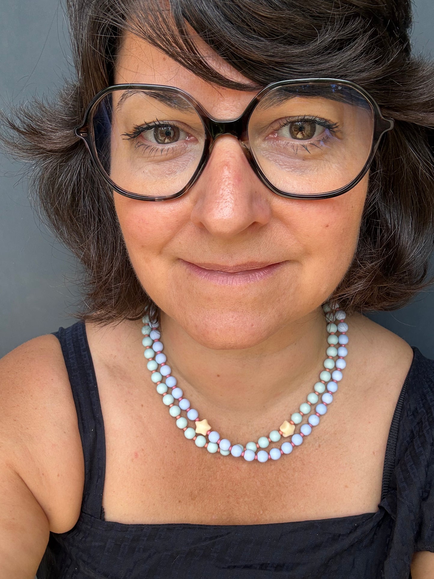 BUBBLY STAR MAT - Collier de perles colorées qui met de bonne humeur