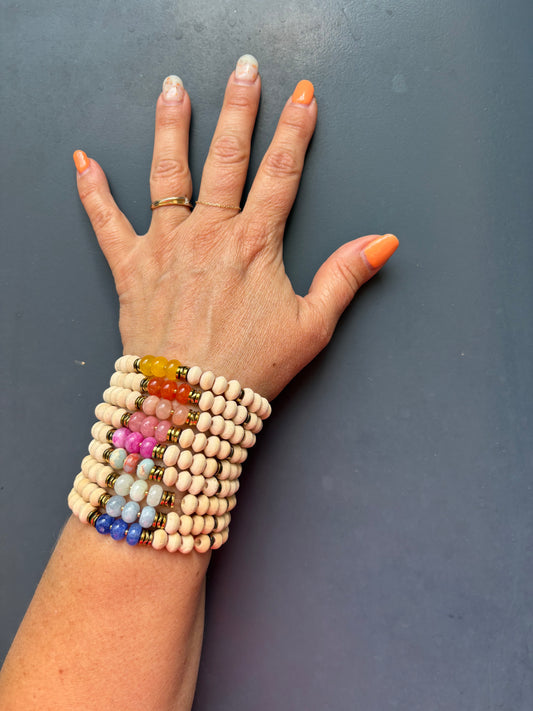 ORSO CHIC - Bracelets qui accompagnent vos longues soirées d'été
