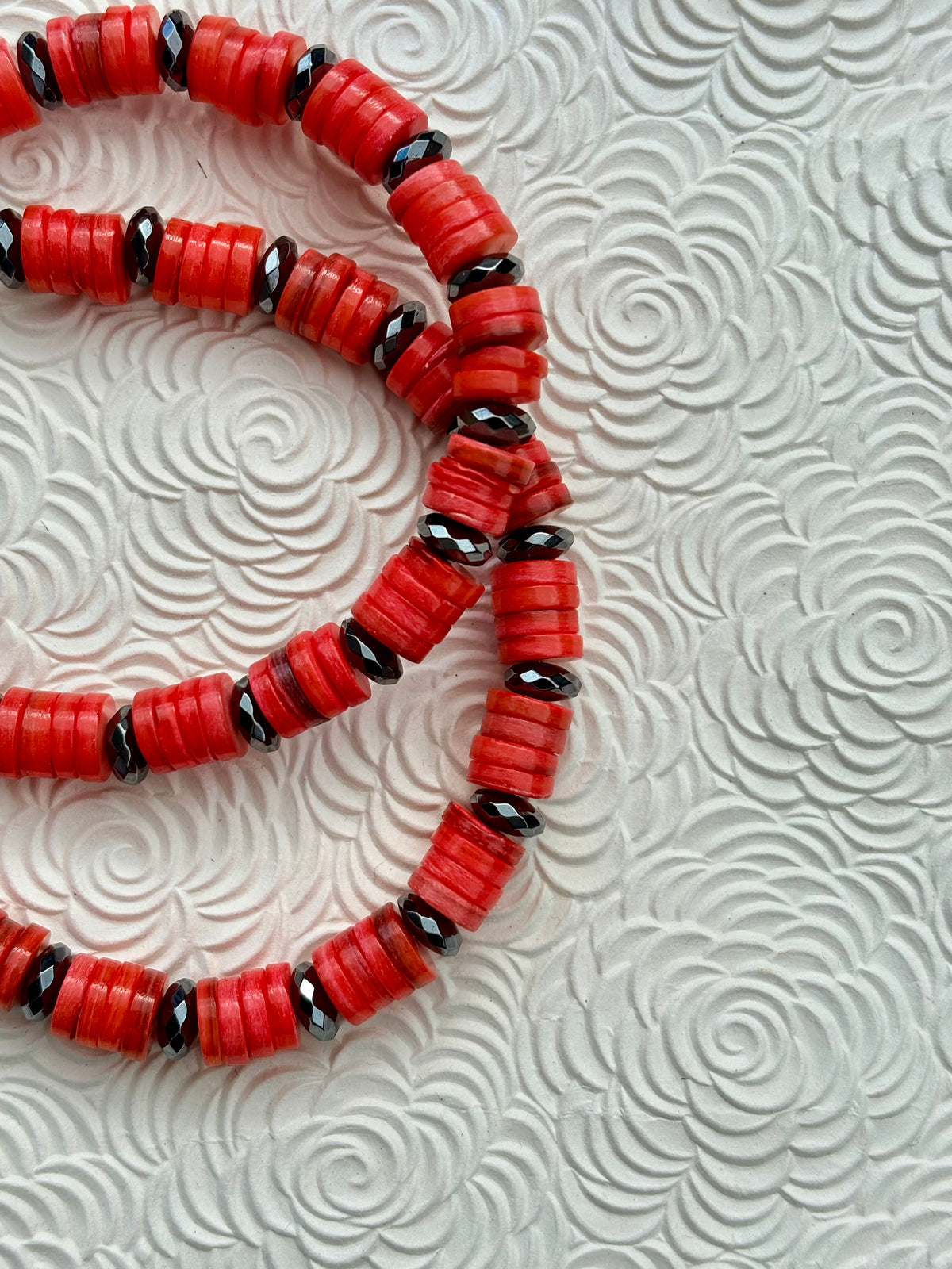 SABLE ROUGE - Colliers inspirés de tous ces étés au bord de l’Atlantique